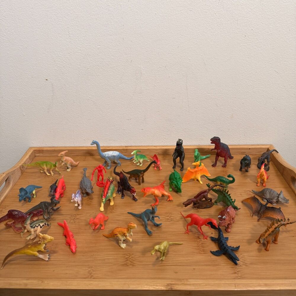 41 Pc Dinosaur Toy Figure Lot Mixed Plastic Prehistoric Animals Assorted Sizes